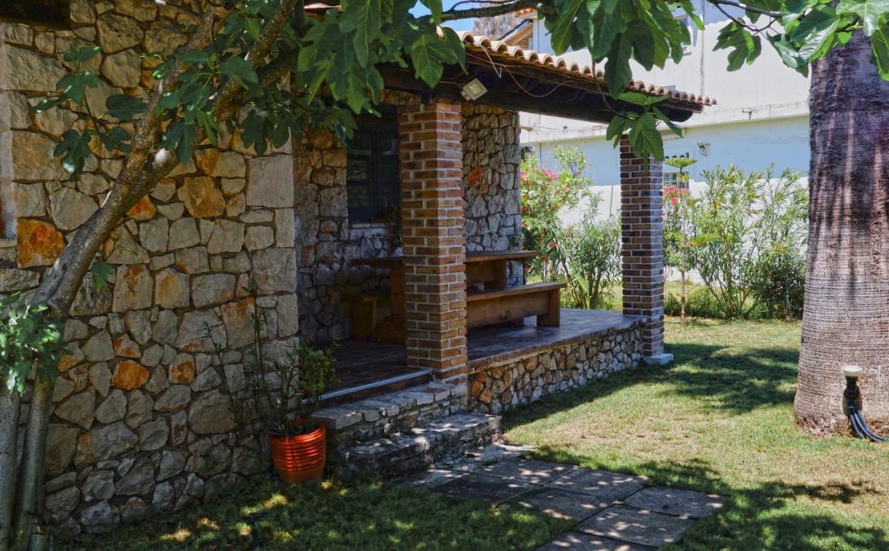 Villa Constantis กาลามากี ภายนอก รูปภาพ