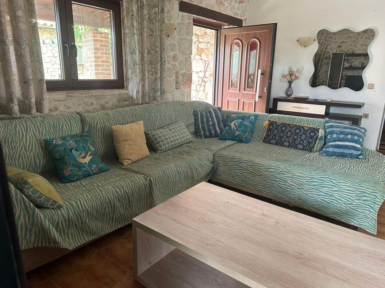 Villa Constantis กาลามากี ภายนอก รูปภาพ